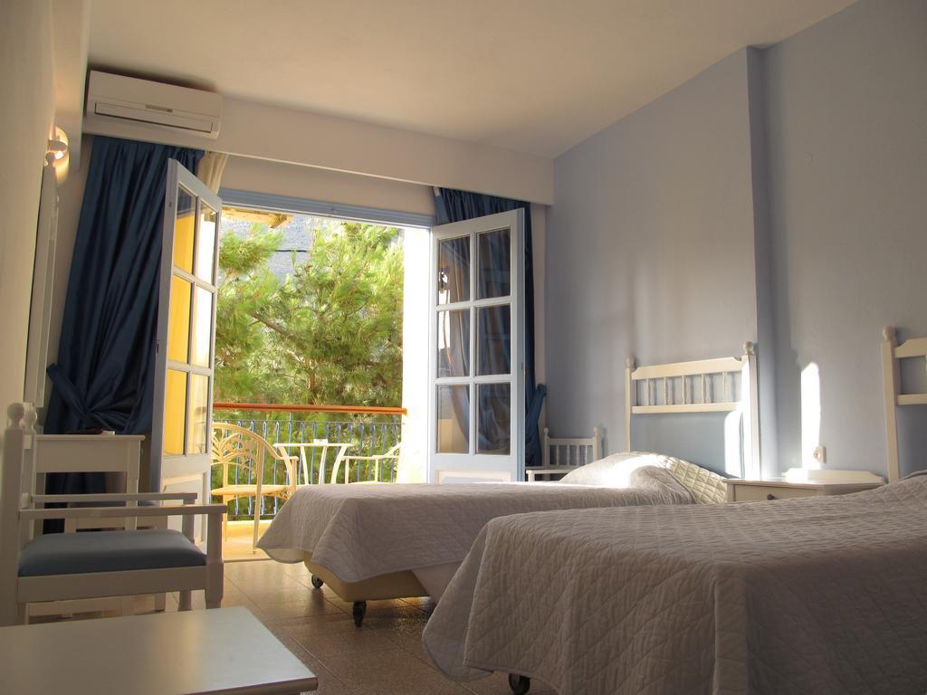 Pedi Beach Hotel Сімі Екстер'єр фото